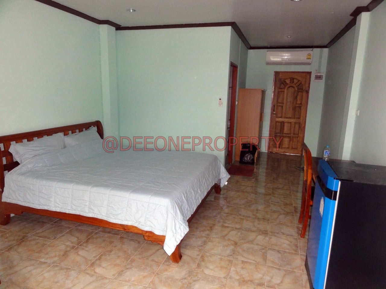Nice Room for Rent on Main road – North West Coast, Koh Chang