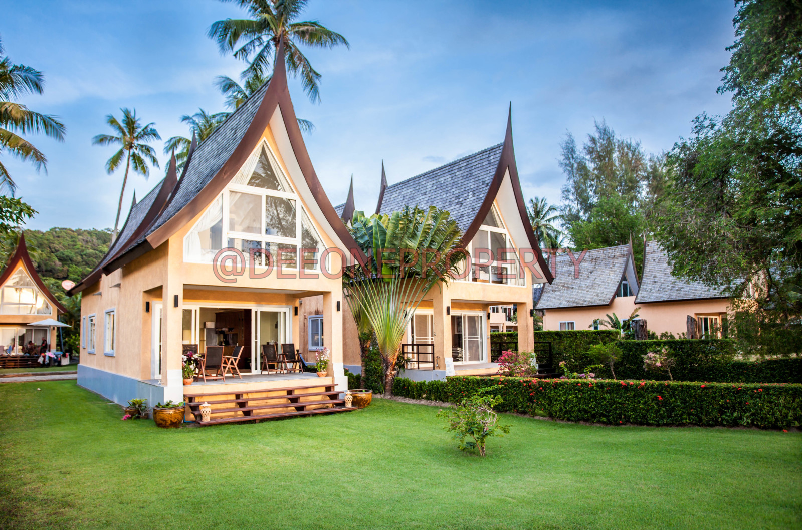 Beachfront Luxury 3 Bedrooms Villa For Rent – North East Coast, Koh Chang