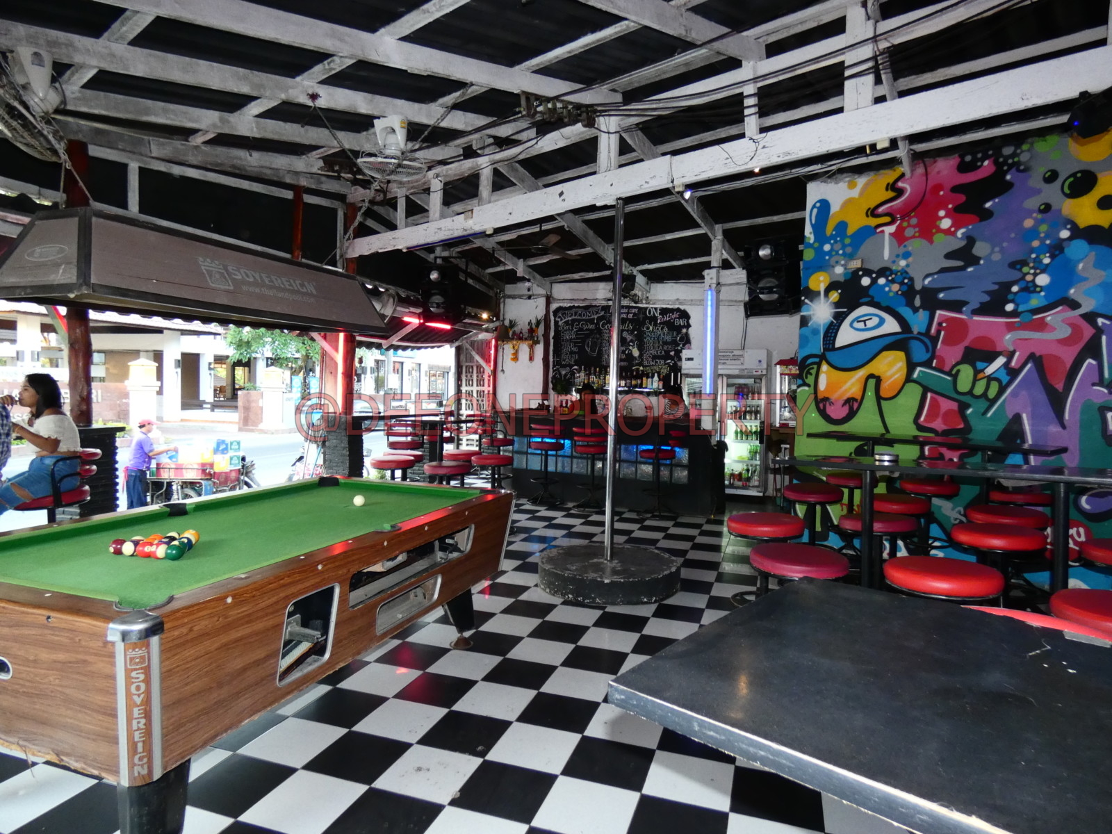 Thriving Night Bar for Sale – North West Coast, Koh Chang