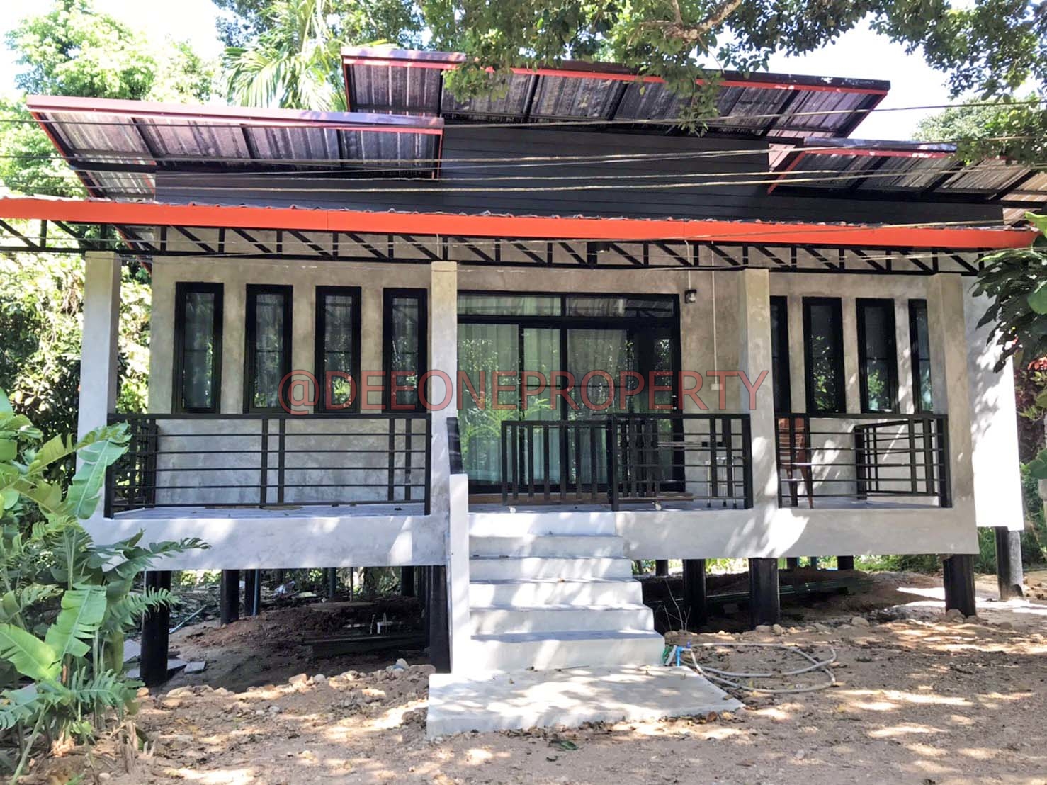 Maison neuve avec 2 chambres à Louer – Nord Ouest, Koh Chang