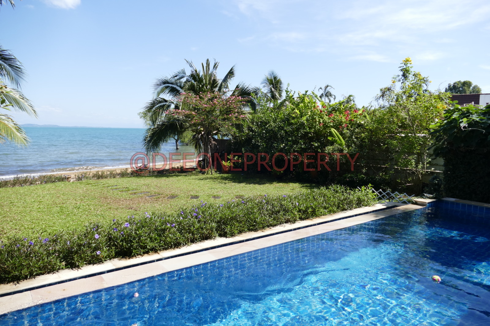 6 Bedrooms Beachfront Villa for Sale – North East Coast, Koh Chang