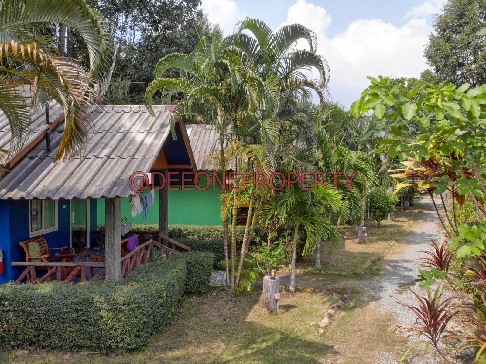 Garden Resort with Excellent Location For Sale – North West Coast, Koh Chang
