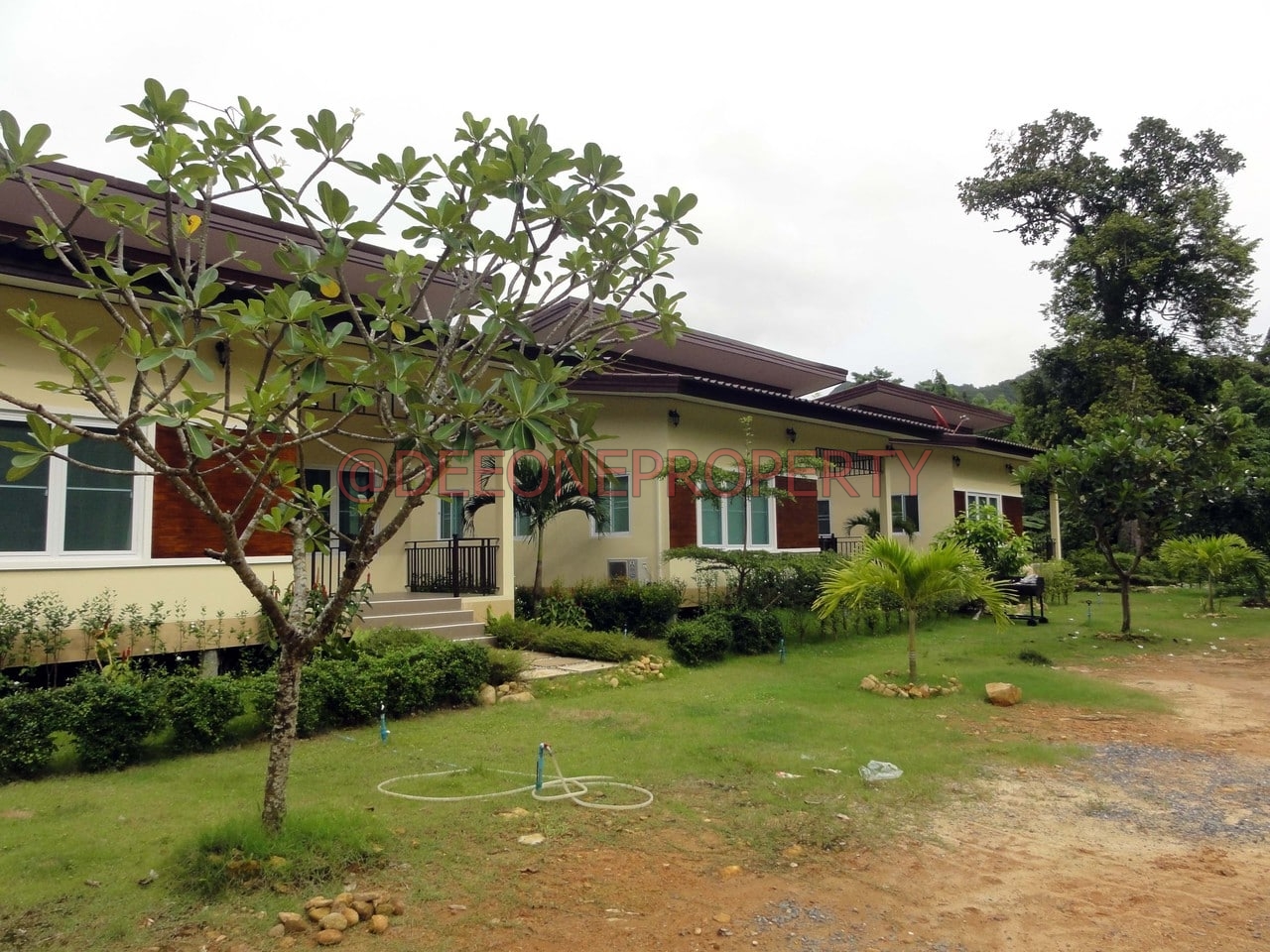 Maison Neuve à Vendre – Nord Ouest, Koh Chang