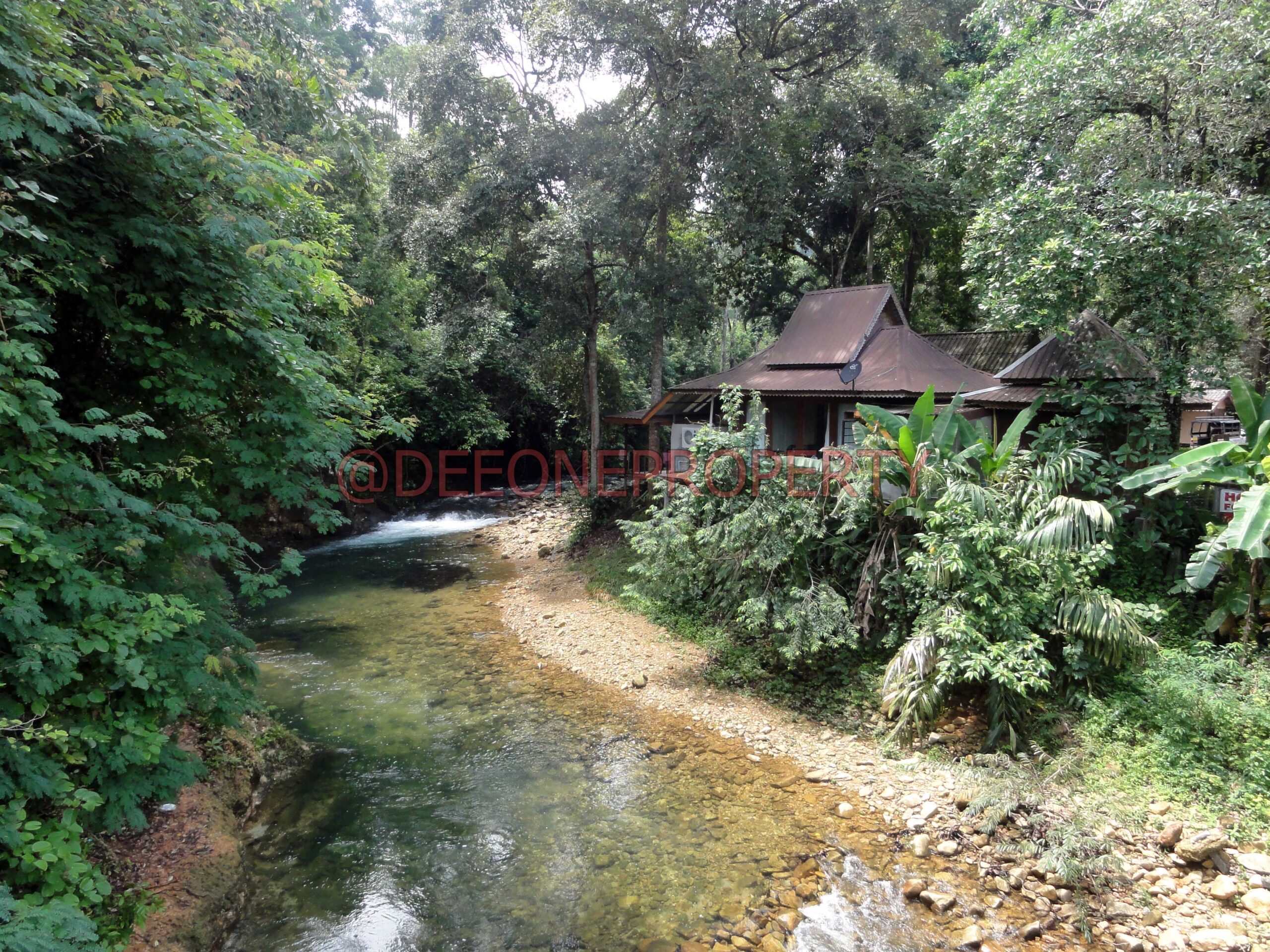 Resort avec Terrain à Vendre au Bord d’une Rivière – Nord Ouest, Koh Chang