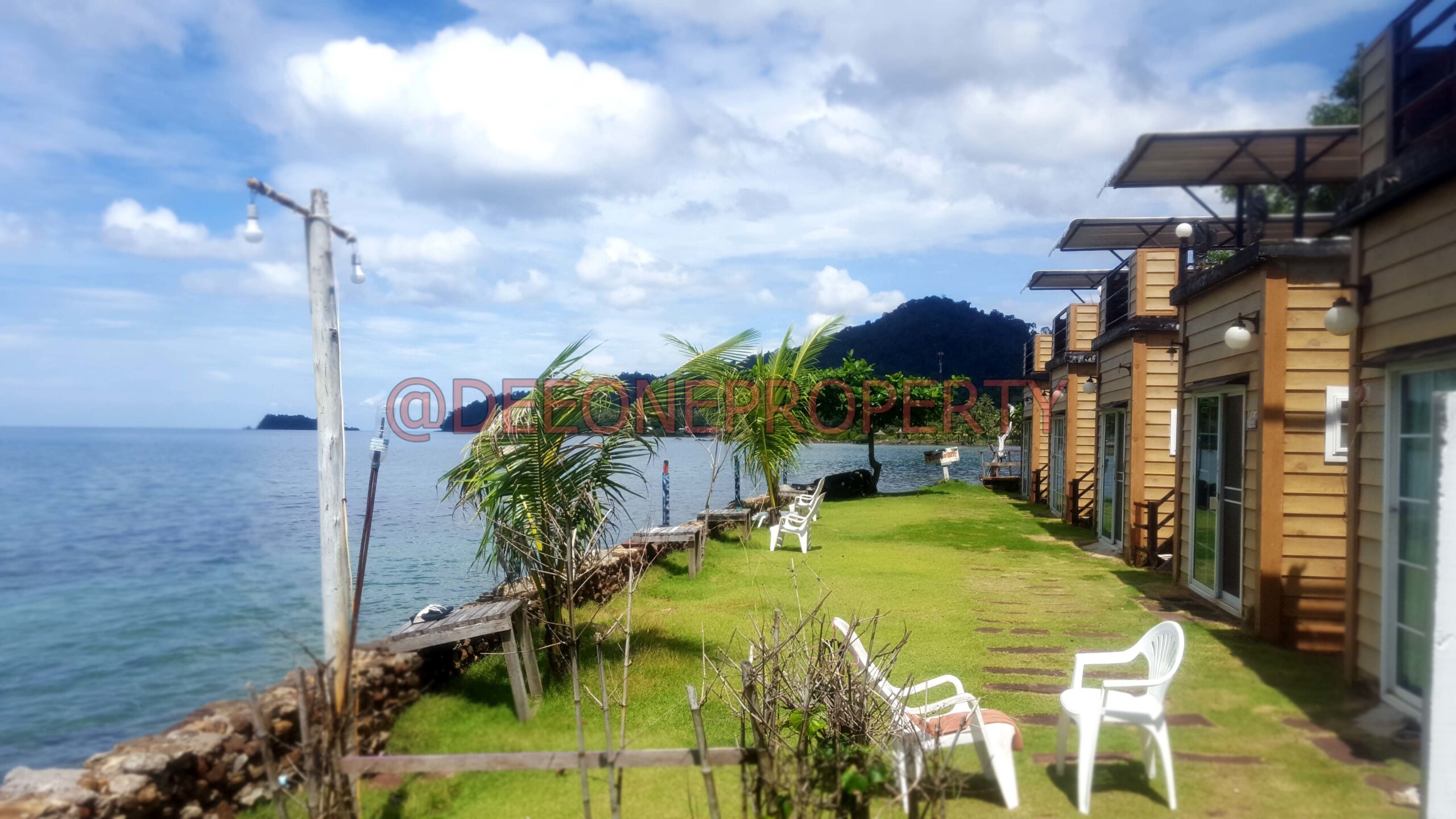 Resort en Front de Mer avec 20 Chambres à Vendre – Côte sud-ouest, Koh Chang
