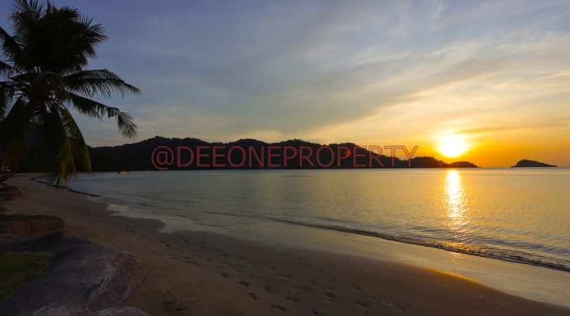 Beach Front Villa 3BDR (1)