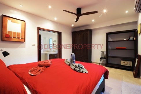 Beach Front Villa 3BDR (11)