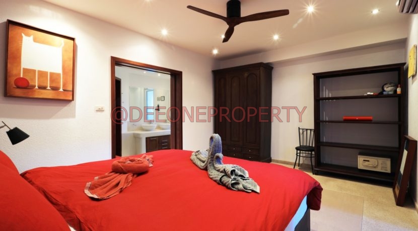 Beach Front Villa 3BDR (11)