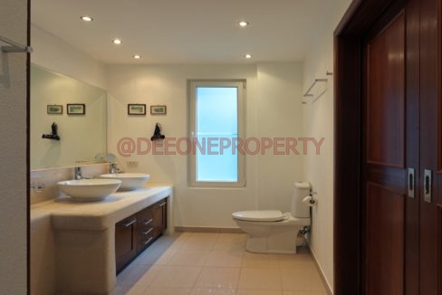 Beach Front Villa 3BDR (12)