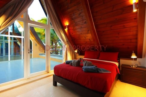 Beach Front Villa 3BDR (16)