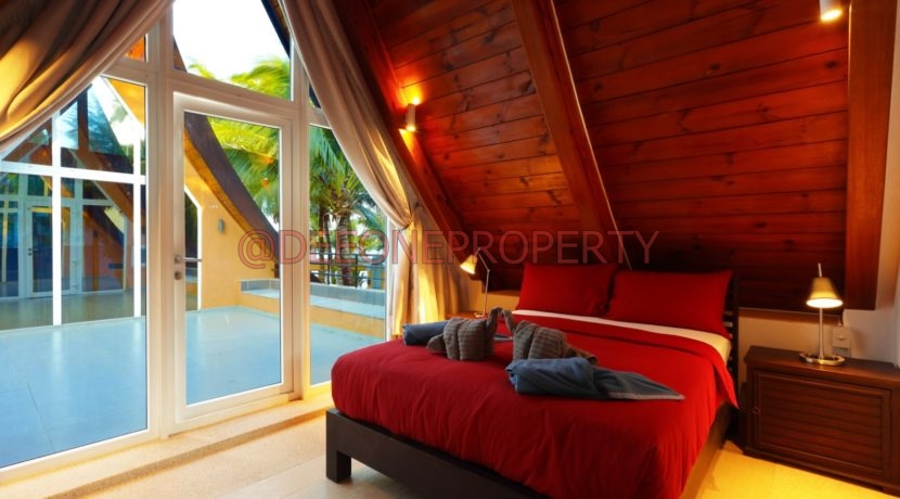 Beach Front Villa 3BDR (16)