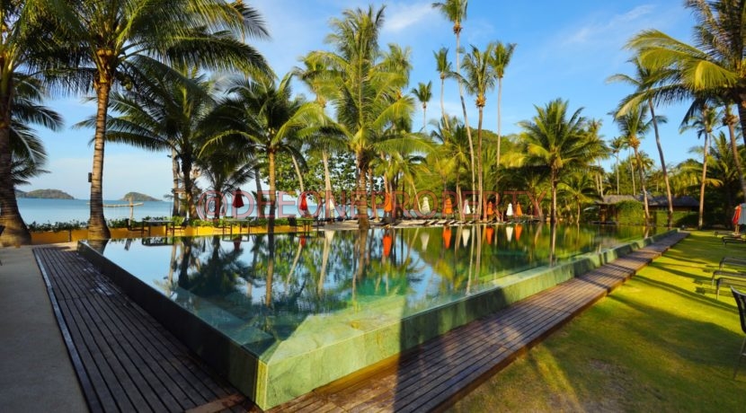 Beach Front Villa 3BDR (20)