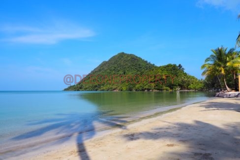 Beach Front Villa 3BDR (21)