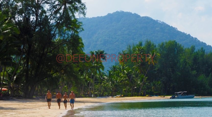 Beach Front Villa 3BDR (24)