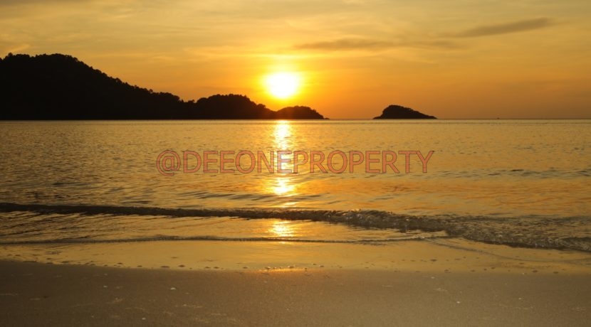 Beach Front Villa 3BDR (25)
