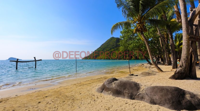 Beach Front Villa 3BDR (26)
