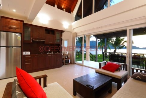 Beach Front Villa 3BDR (5)