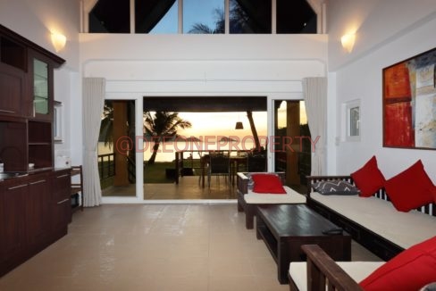 Beach Front Villa 3BDR (8)