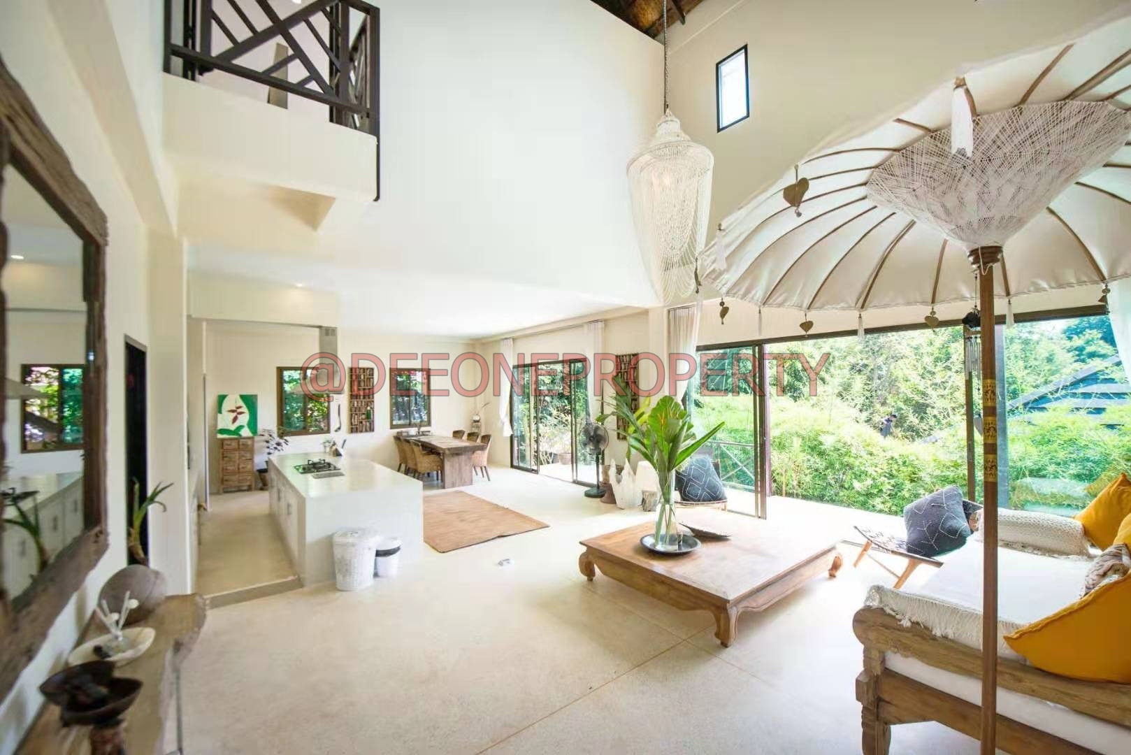 Villa Balinaise avec Piscine sur le Flanc de Montagne à Vendre – Côte Sud-Ouest, Koh Chang